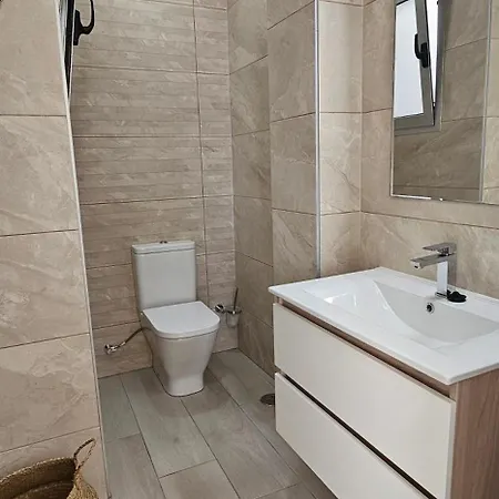 Apartment 3b