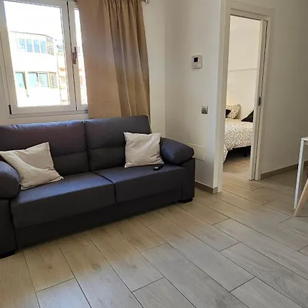 3b Apartment *