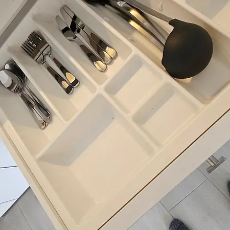 Apartment 3b